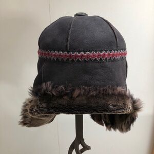 Handcrafted “Trapper” Hat (Chapeaux)